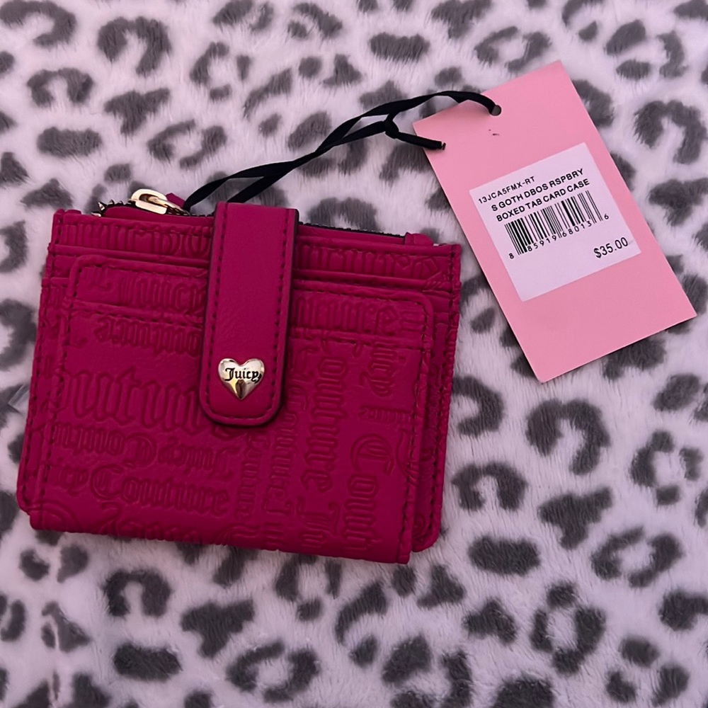 - Juicy Couture coin wallet